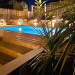 Exceptionnelle A Avec Piscine Et Parking Privee * Bayonne
