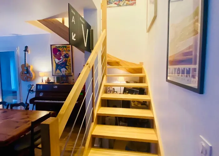 Exceptionnelle A Avec Piscine Et Parking Privee *