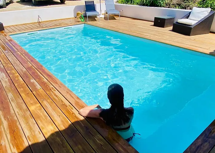 Nyaraló Exceptionnelle A Avec Piscine Et Parking Privee *