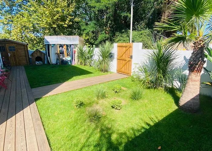 Vakantiehuis Exceptionnelle A Avec Piscine Et Parking Privee *