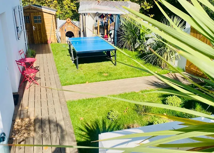 Exceptionnelle A Avec Piscine Et Parking Privee